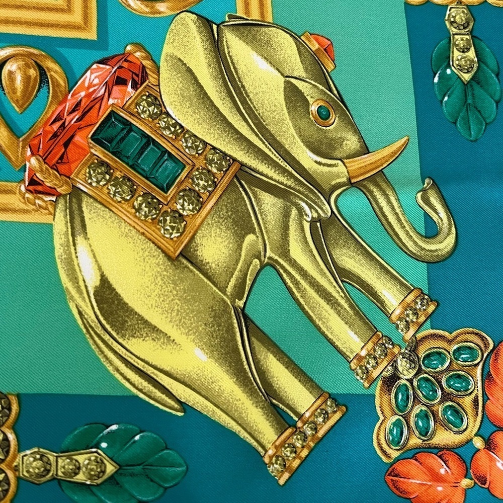 Cartier Silk Scarf Parade des Elephants Rare Vintage 1980’s-1990 - Picture 8 of 17